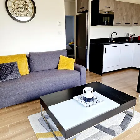 Le De Gamme, Jardin, Piscine * Gabriac (Aveyron)