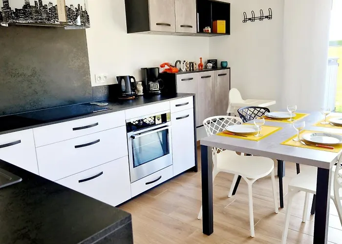 Villa Le De Gamme, Jardin, Piscine *